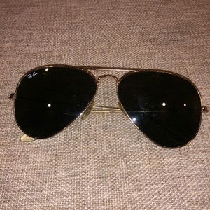 Rayban Gold pilot Aviators